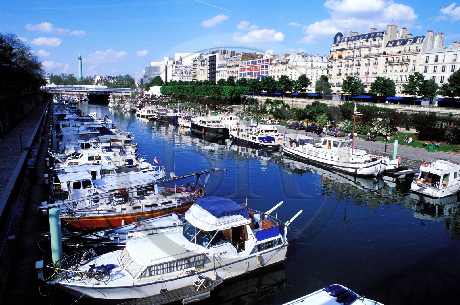 France, Paris, Arsenal harbour, in the Bastille district