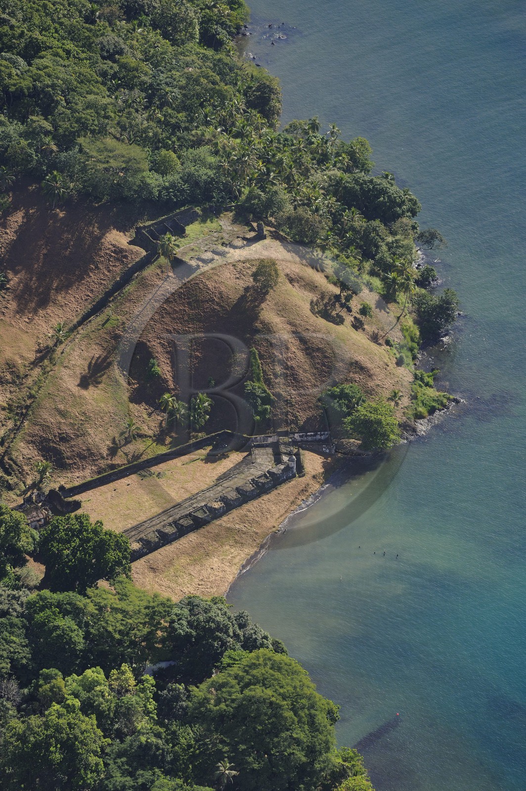 Panama, province de Colon, Portobelo, classé Patrimoine Mondial de l'UNESCO, Castillo de San Fernando datant de l'époque espagnole (vue aérienne)
