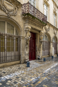 France (30), Gard, Beaucaire, Hotel de Margaillier dit Maison des Cariatides construite durant la seconde moitié du XVIIe siècle sur la rue Haute, actuelle rue de la République
