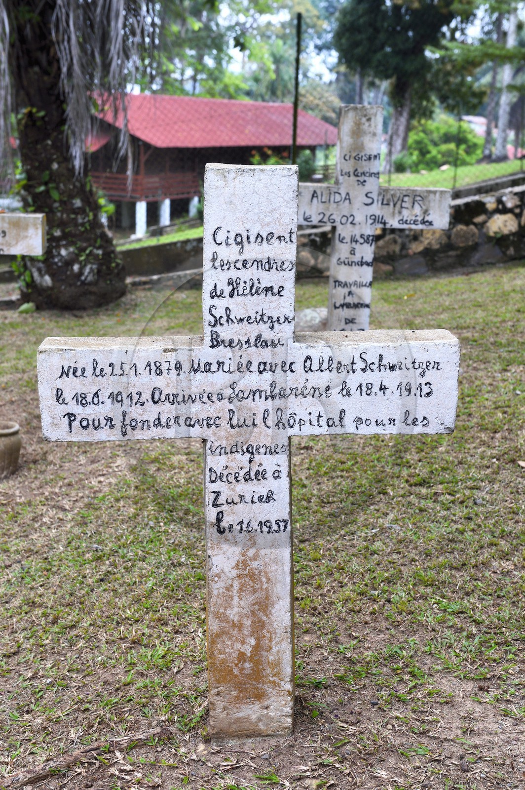Gabon, Province du Moyen-Ogooué, Lambaréné, Hopital Albert Schweitzer, tombe d'Hélène Schweitzer