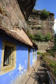 France, Bas-Rhin (67), parc régional des Vosges du nord, Eschbourg, Maisons des Rochers de Graufthal, habitations semi-troglodytiques du XVIIIe siècle et habitées jusqu'en 1958