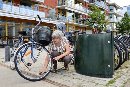 Sweden, Stockholm, Hammarby Sjostad eco-neighborhood pioneer in sustainable development, filling station for bicycle