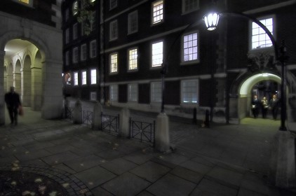 Royaume-Uni, Angleterre, Londres, portail dans le quartier de Temple Church