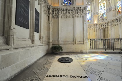 France, Indre et Loire (37), Vallée de la Loire classée Patrimoine mondial de l'UNESCO, château d'Amboise, la chapelle Saint-Hubert, tombe de de Leonard De Vinci