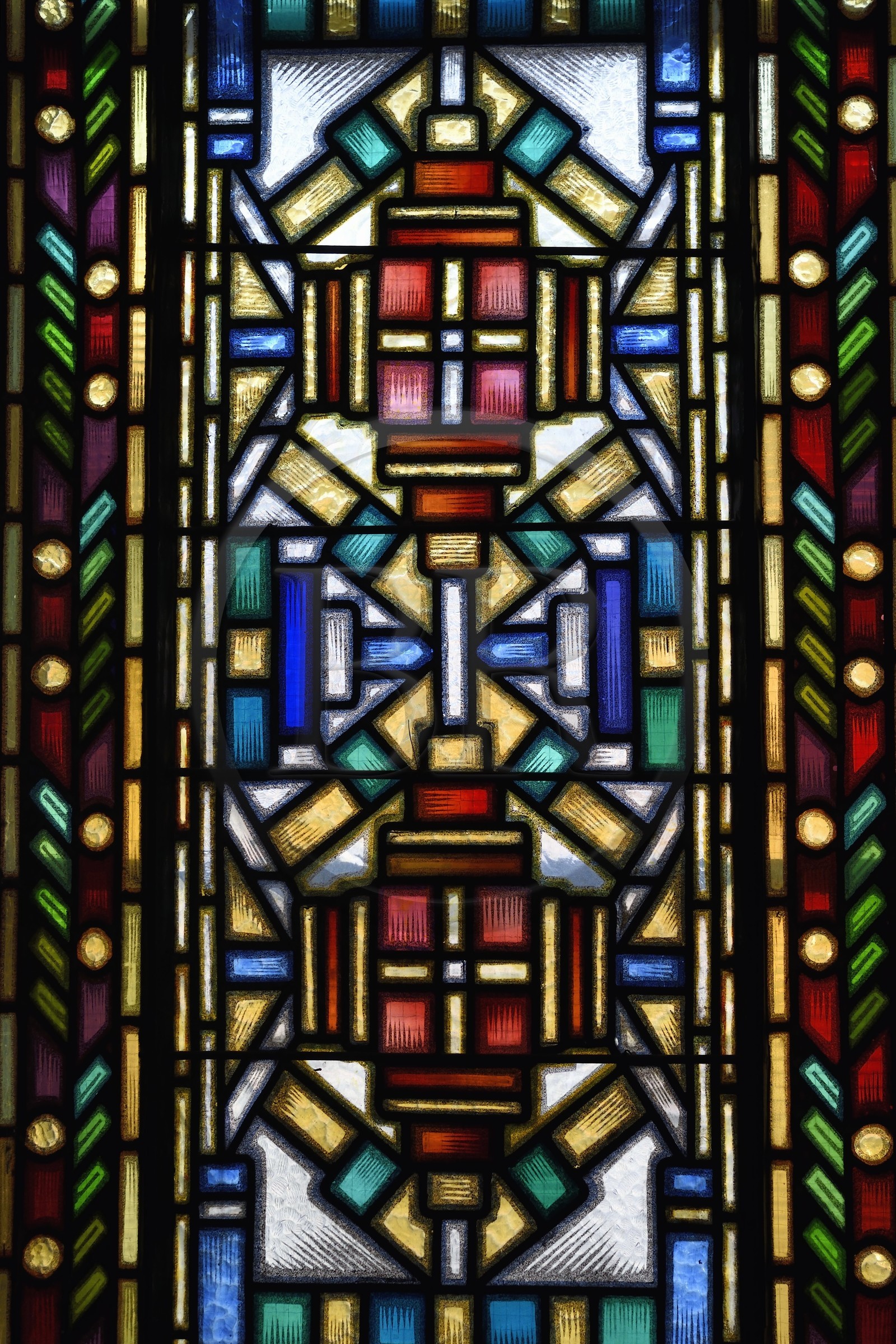 France, Allier (03), Vichy, église Notre-Dame-des-Malades et église Saint-Blaise, vitraux réalisés par les frères Mauméjean en 1933, détail