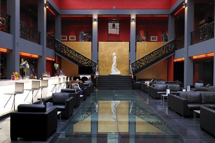 France, Seine-Maritime (76), Rouen, place de la Pucelle, Hôtel de Bourgtheroulde de la première moitié du XVIe siècle, aujourd'hui un hotel de luxe