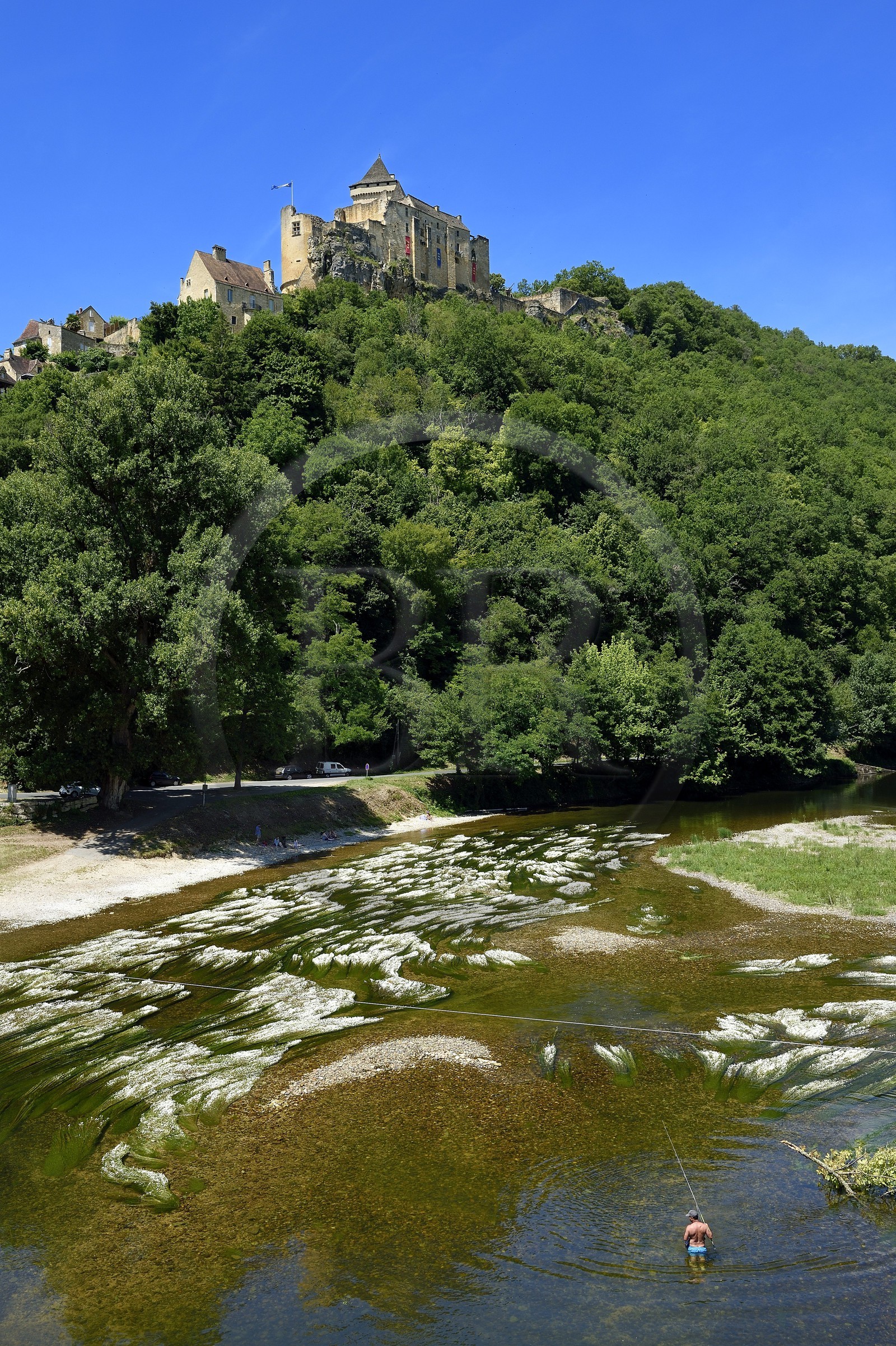 France, Dordogne, Perigord Noir, Dordogne Valley, Castelnaud la Chapelle, labelled Les Plus Beaux Villages de France (The Most Beautiful Villages of France), Castelnaud Castle on a cliff above the Dordogne valley