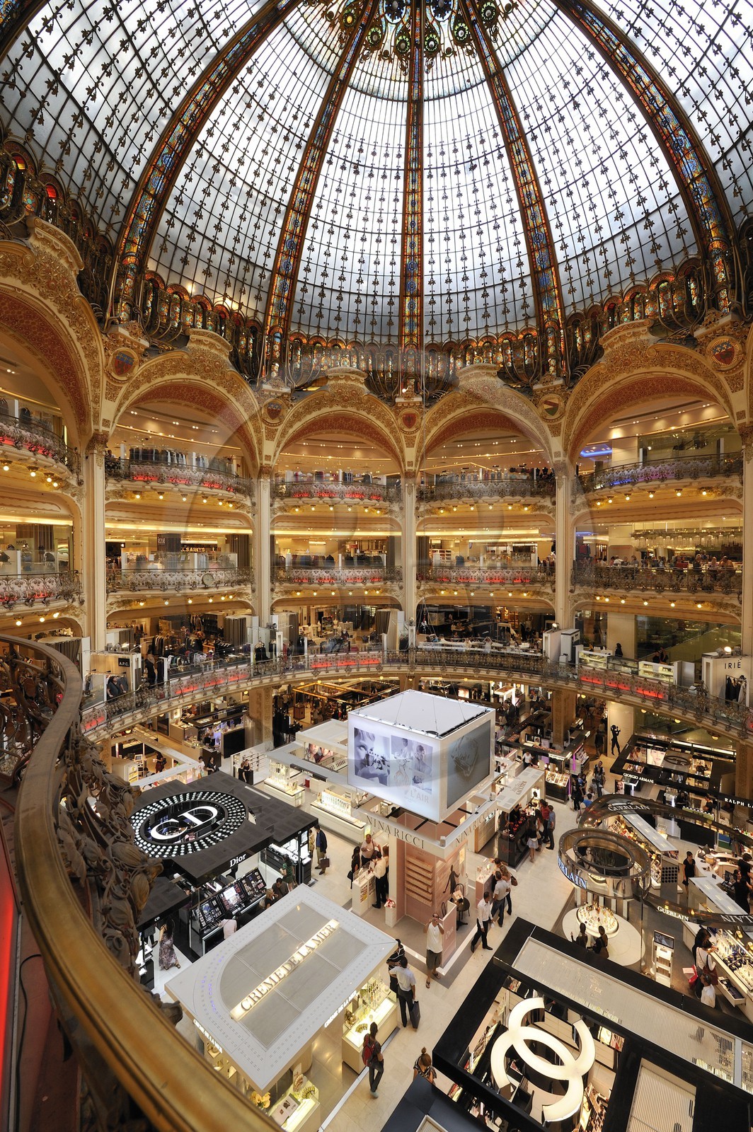 France, Paris (75), le grand magasin des Galeries Lafayette situé boulevard Haussmann