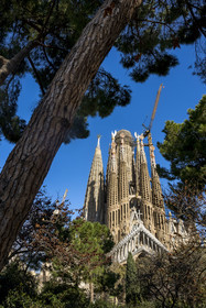 Spain, Catalonia, Barcelona, Eixample district, Sagrada Familia basilica by Catalan modernist architect Antoni Gaudi, listed as a UNESCO World Heritage Site, the passion facade