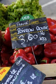 France, Var (83), Provence Verte, Saint-Maximin-la-Sainte-Baume, le marché