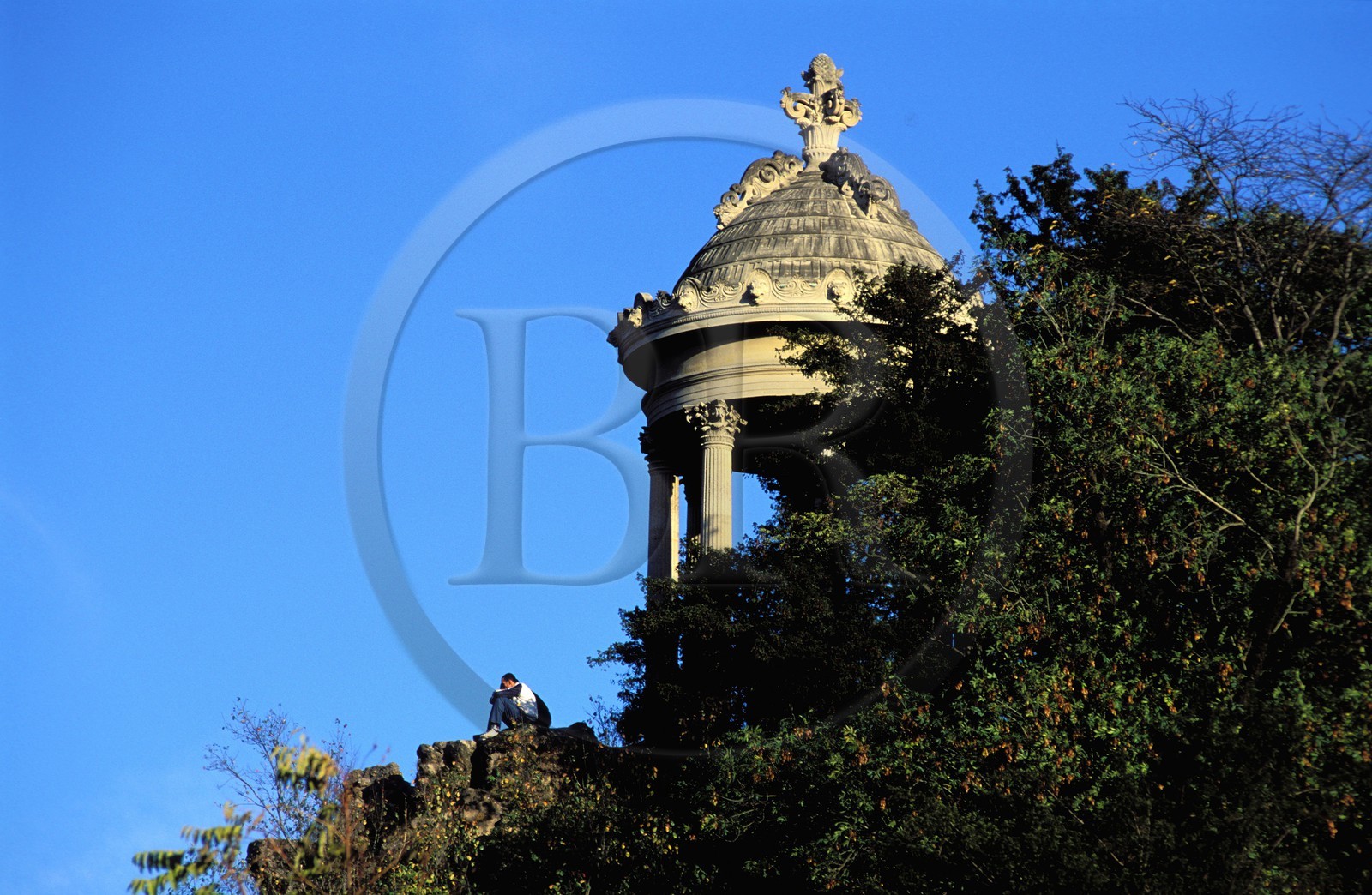 France, Paris (75), la rotonde (petite temple) du parc des Buttes Chaumont