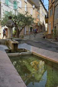 France, Var, Provence Verte, Barjols, fountain and washtub Saint Jean
