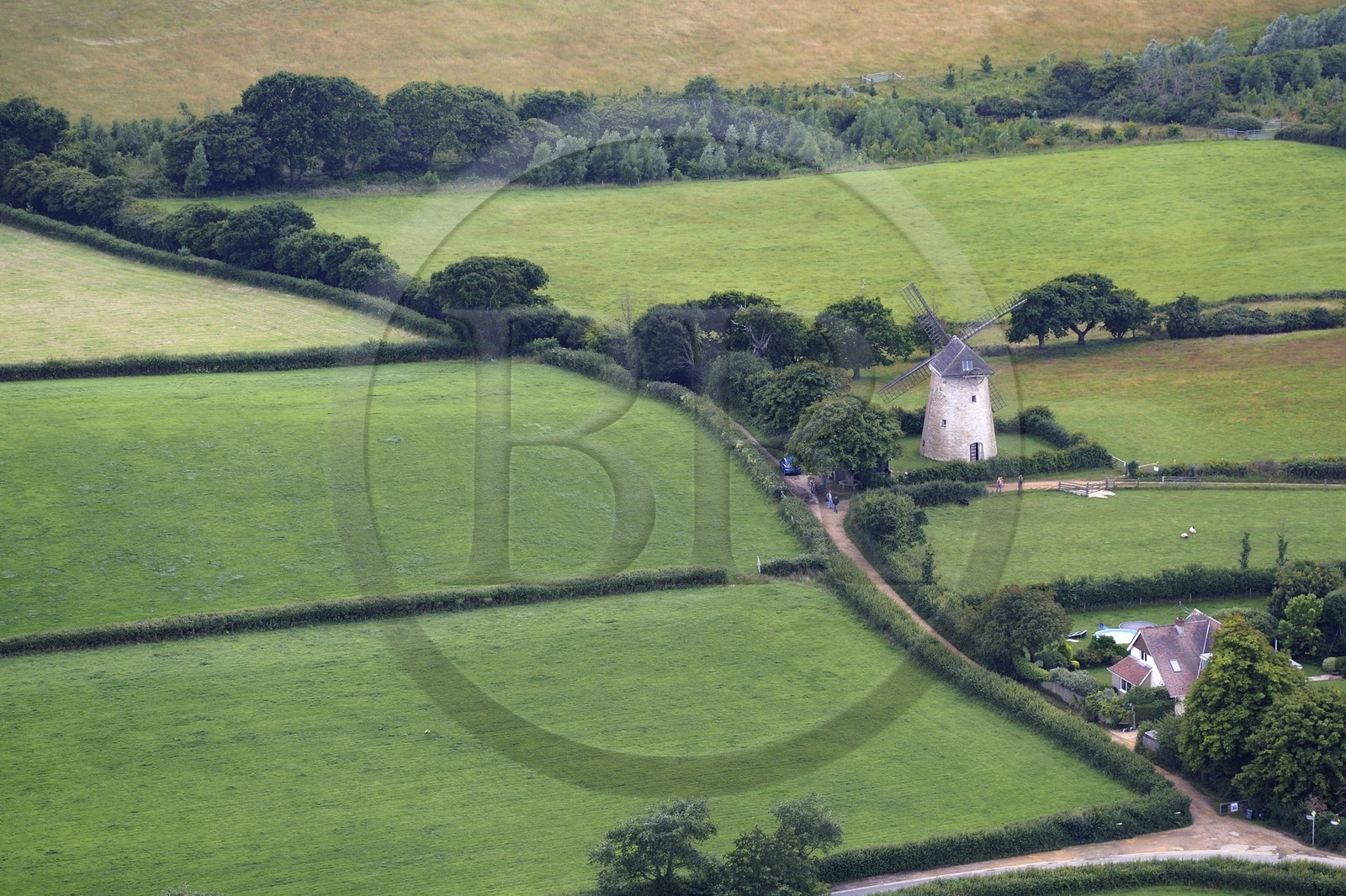 Royaume-Uni, Angleterre, Hampshire, Ile de Wight, le moulin à vent de Bembridge (vue aérienne)