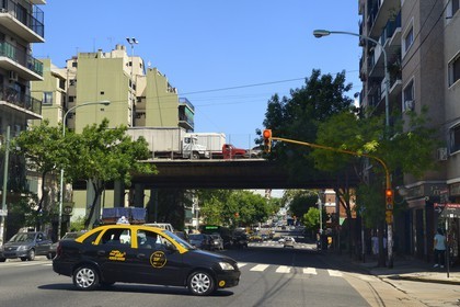 Argentina, Buenos Aires, 25 de Mayo highway above the avenida la Plata