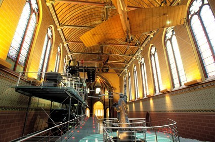 France, Paris, conservatoire national des Arts et Metiers (school of engineering), ask authorization before publishing