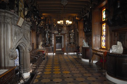 Royaume-Uni, Ecosse, région des Borders, hall d'entrée du manoir d'Abbotsford du romancier Walter Scott