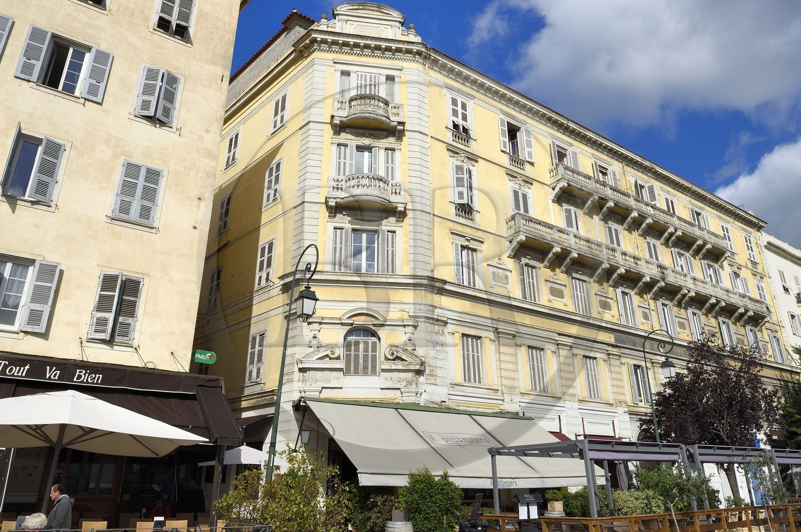 France, Corse-du-Sud (2A), Ajaccio, les anciens Grands Magasins Lanzi sur le boulevard du Roi Jerome crées sous Napoléon III sur le modèle des Grands Magasins du Printemps