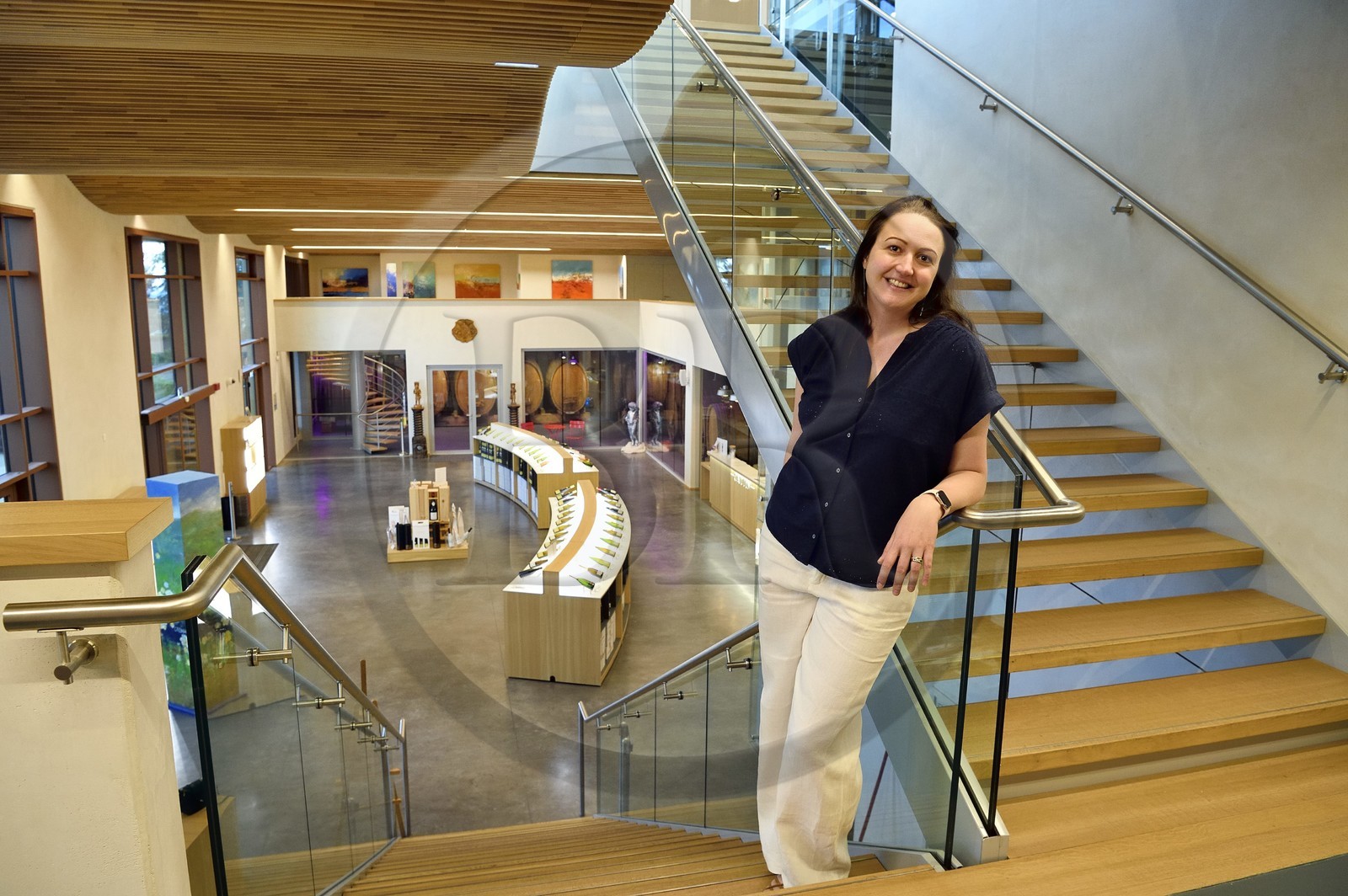 France, Haut-Rhin (68), Route des vins d'Alsace, Voegtlinshoffen, Maison Joseph Cattin, domaine viticole, Anaïs Cattin