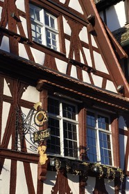 France, Bas-Rhin (67), Strasbourg, vieille ville classée au Patrimoine Mondial de l'UNESCO, quartier de la Petite France, rue du bain aux Plantes
