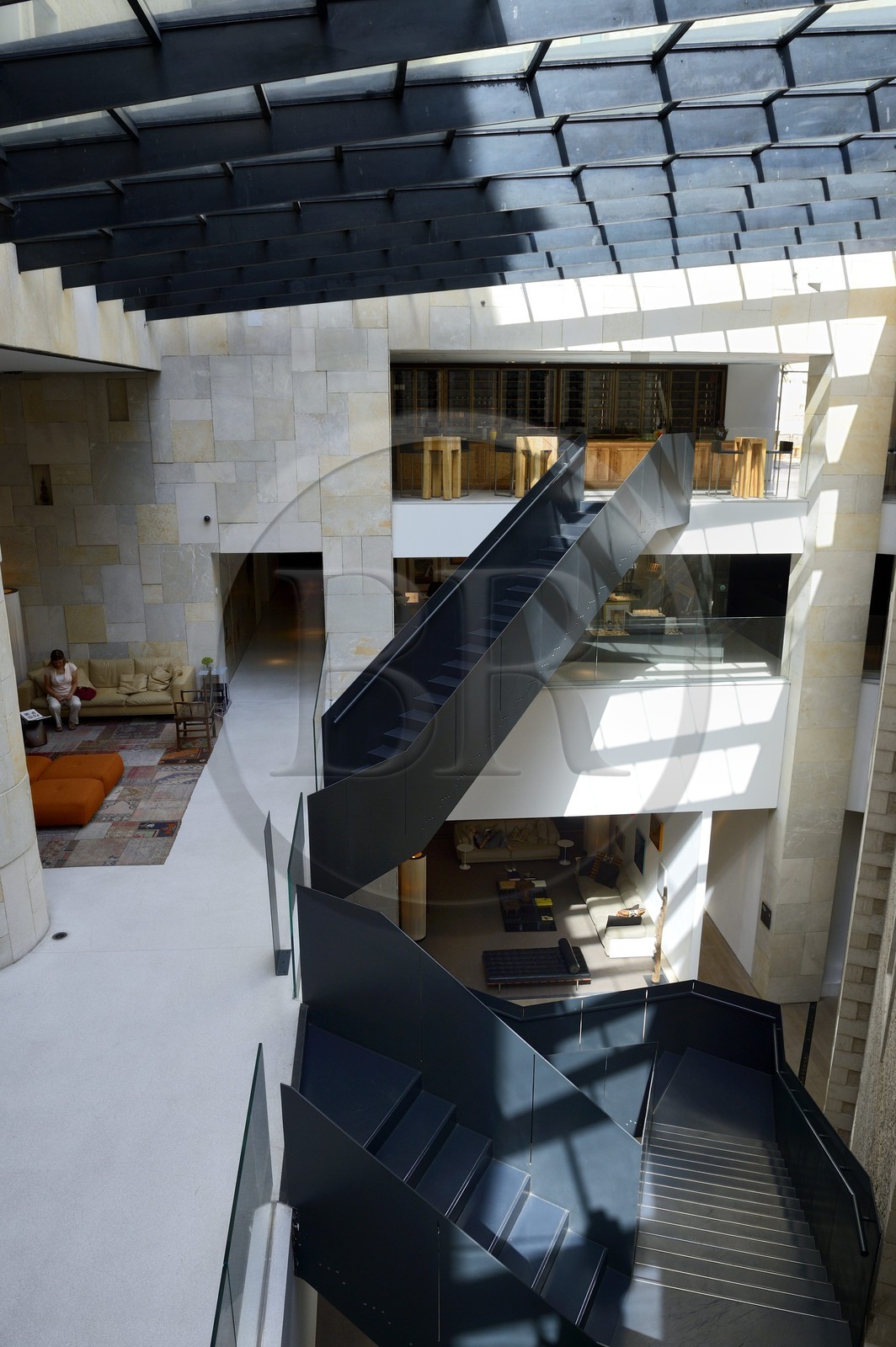 Israel, Jerusalem, the Mamilla Hotel nxt to the Mamilla mall and luxury pedestrian shopping street in the modern city, designed in collaboration with Alrov Luxury Hotels and in partnership with architects Moshe Safdie and Piero Lissoni