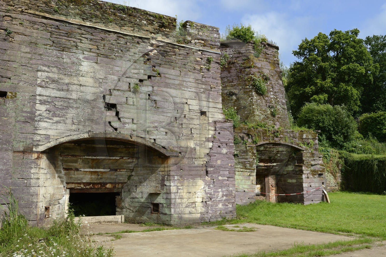 France, Ille-et-Vilaine (35),  forêt de Brocéliande, les anciennes forges de Paimpont