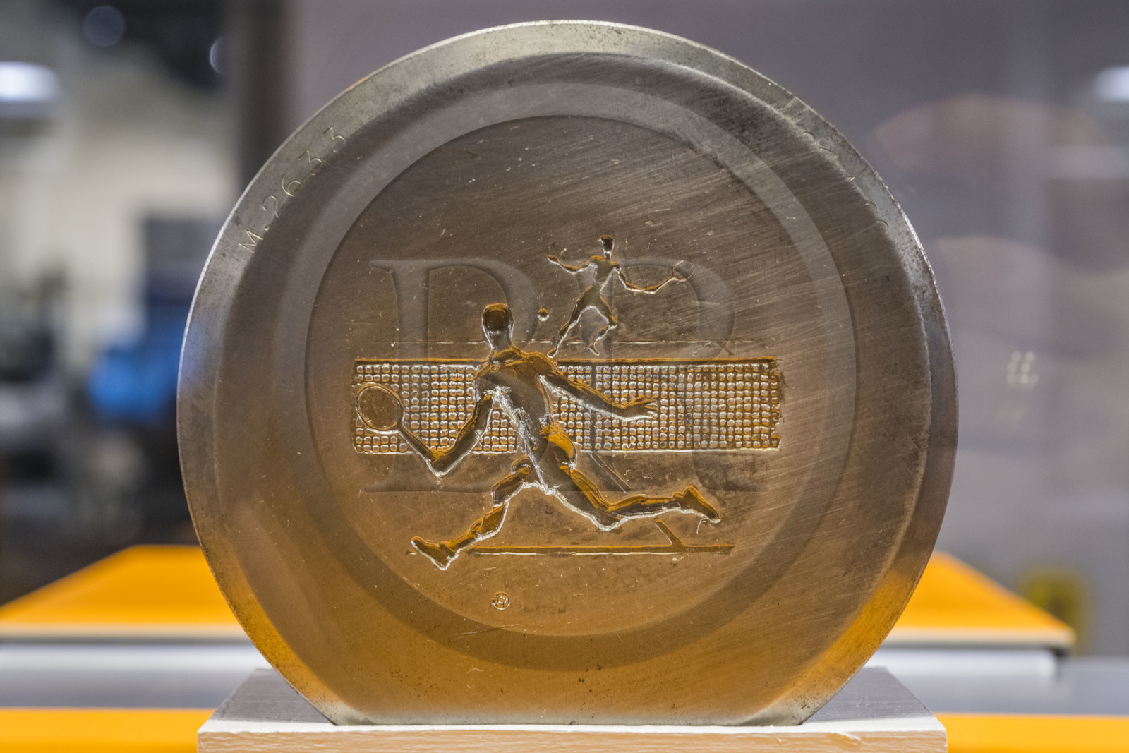 France, Paris (75), le musée de la Monnaie de Paris, moule pour la fabrication d'une médaille de Tennis (1969) réalisé par Guy-Charles Revol