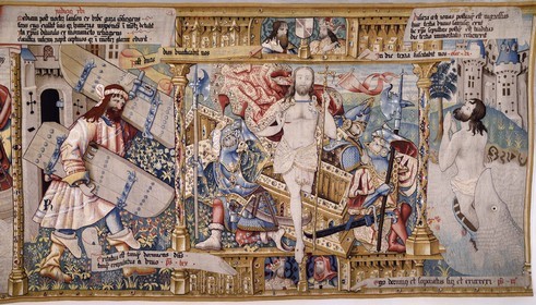 France, Haute-Loire (43), Parc naturel régional Livradois-Forez, l'abbaye de La Chaise-Dieu, tapisseries de la tenture de choeur, ensemble des 14 tapisseries flamandes réalisées au XVIe siècle retraçant des récits bibliques issus de l’Ancien et du Nouveau Testament, Sanson arrache les portes de Gaza puis la Résurrection du Christ et Jonas sortant vivant du monstre marin