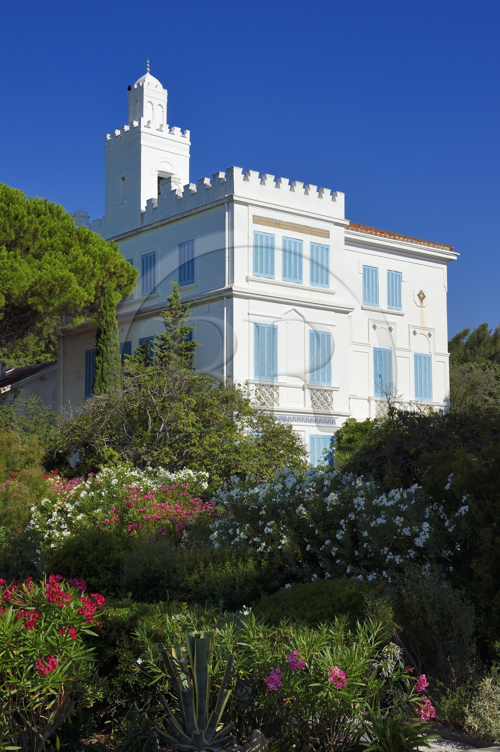 France, Var, the Rade (Roadstead) of Toulon, La Seyne-sur-Mer, area of Tamaris, the orientalist style Crescent villa (villa du Croissant) is recognizable by its minaret tower