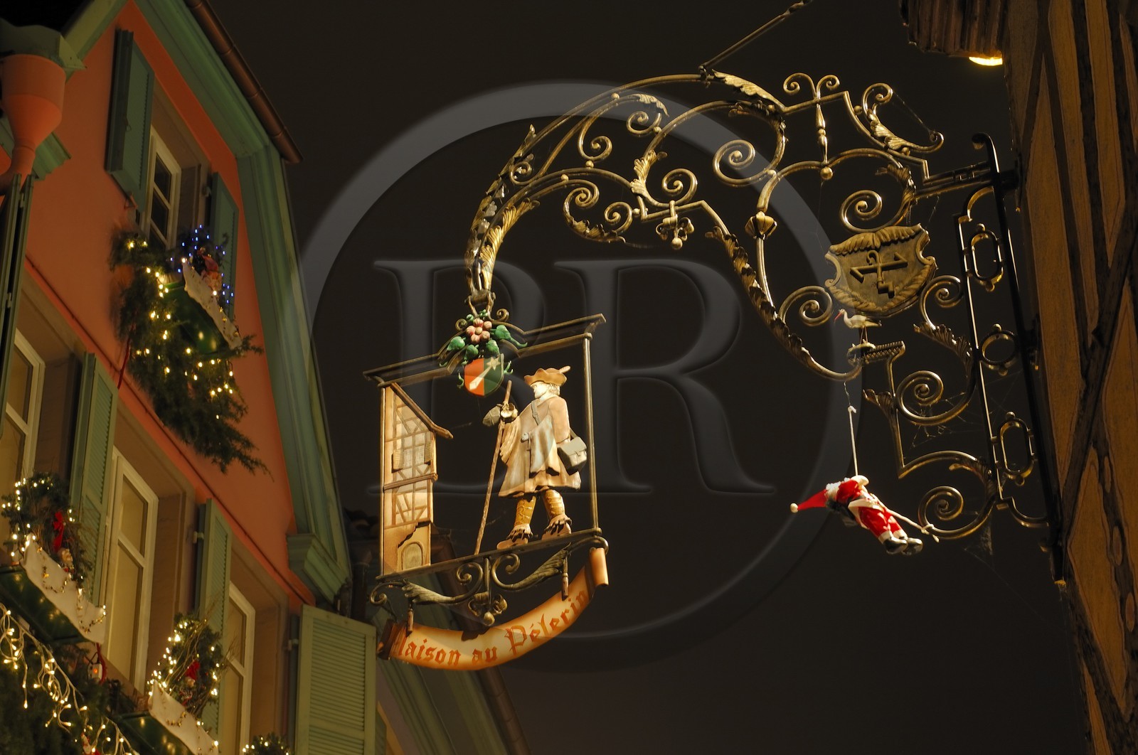 France, Haut Rhin (68), Colmar, enseigne de restaurant dans la Grand'rue