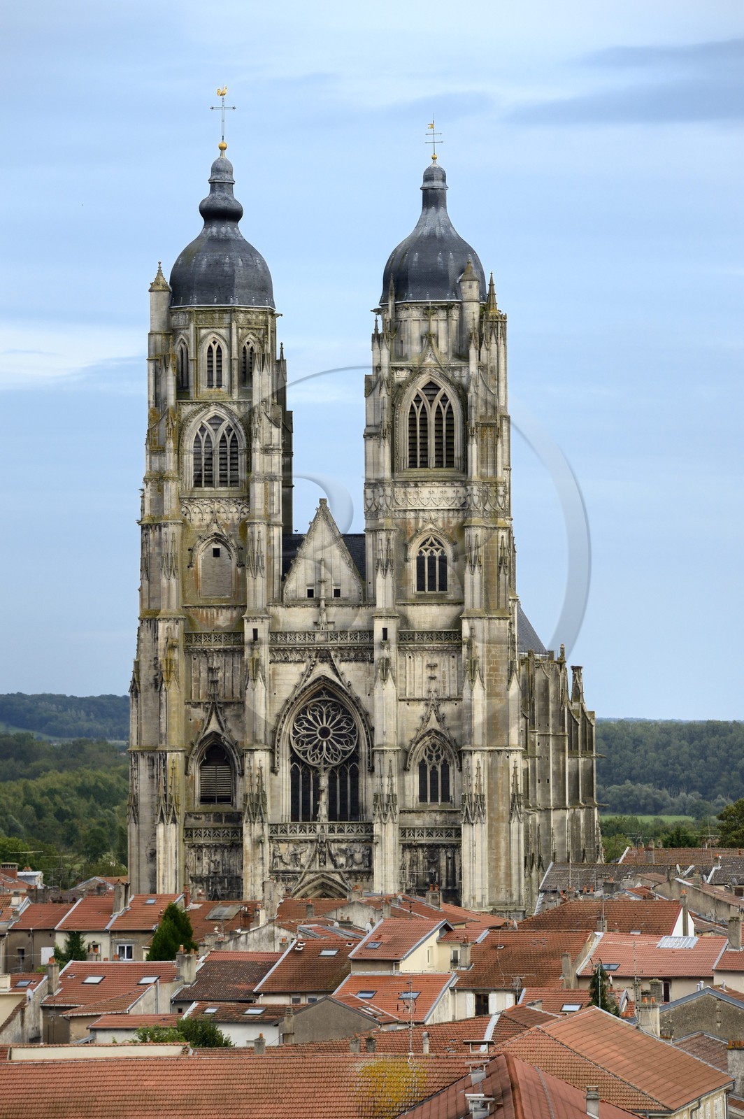France, Meurthe-et-Moselle (54), la basilique Saint-Nicolas-de-Port et ses clochers à bulbes
