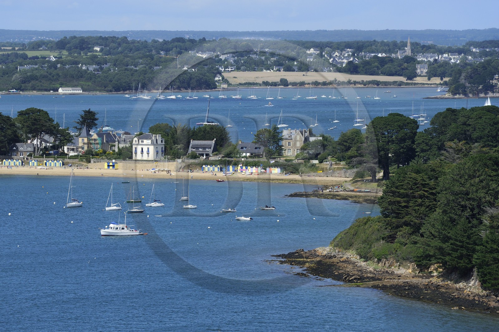 France, Morbihan (56), Golfe du Morbihan, Ile-aux-Moines, plage du Lério (vue aérienne)