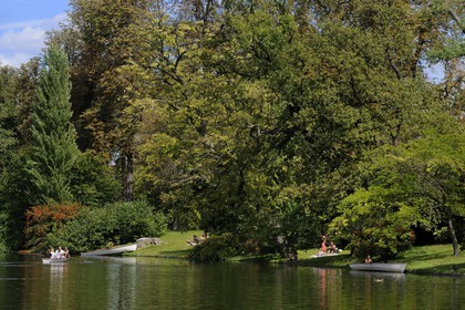 France, Paris (75), le Bois de Boulogne, promenade en barque autours des iles du Lac Inférieur