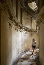 Espagne, Andalousie, Séville, la cathédrale, classé Patrimoine Mondial de l'UNESCO, coursive de la salle du Chapitre, première salle éliptique construite en Europe