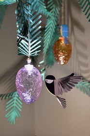 France, Bas-Rhin (67), Selestat, la Bibliothèque Humaniste, exposition sur les boules de Noël et les comptes, référence à Piaf et la légende du sapin