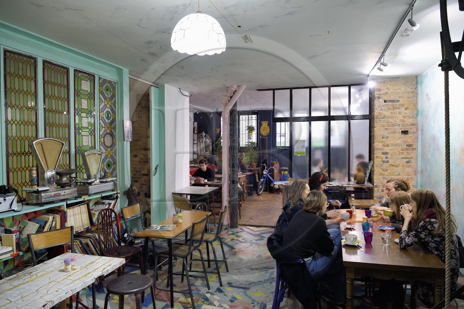 France, Paris (75), le Café Curieux, café alternatif rue Scipion