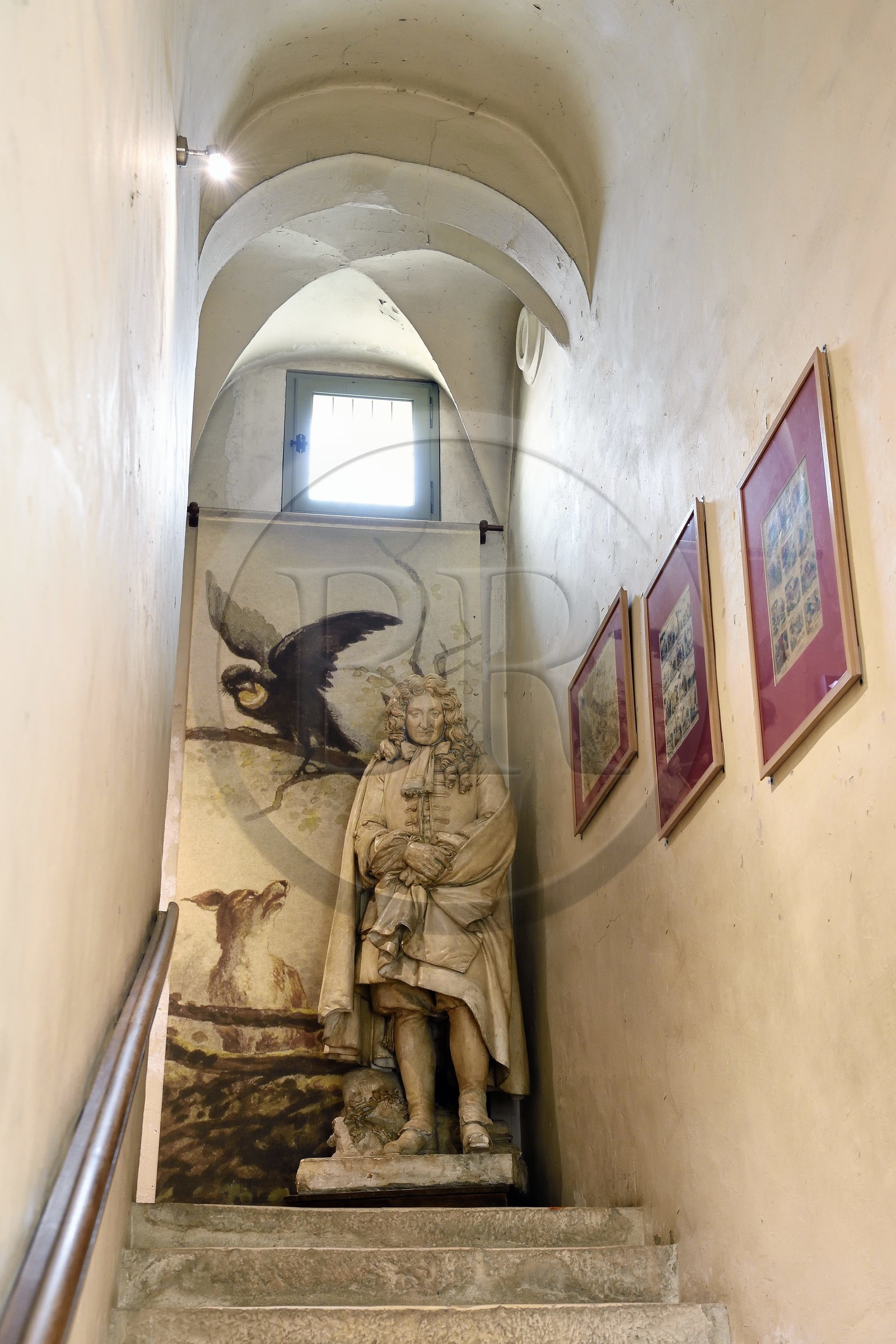 France, Aisne, Château-Thierry, Jean de La Fontaine Museum - city of Chateau-Thierry in the birthplace of the poet and writer, statue (19th century plaster) of Jean de La Fontaine by sculptor Gabriel Seurre in the grand staircase
