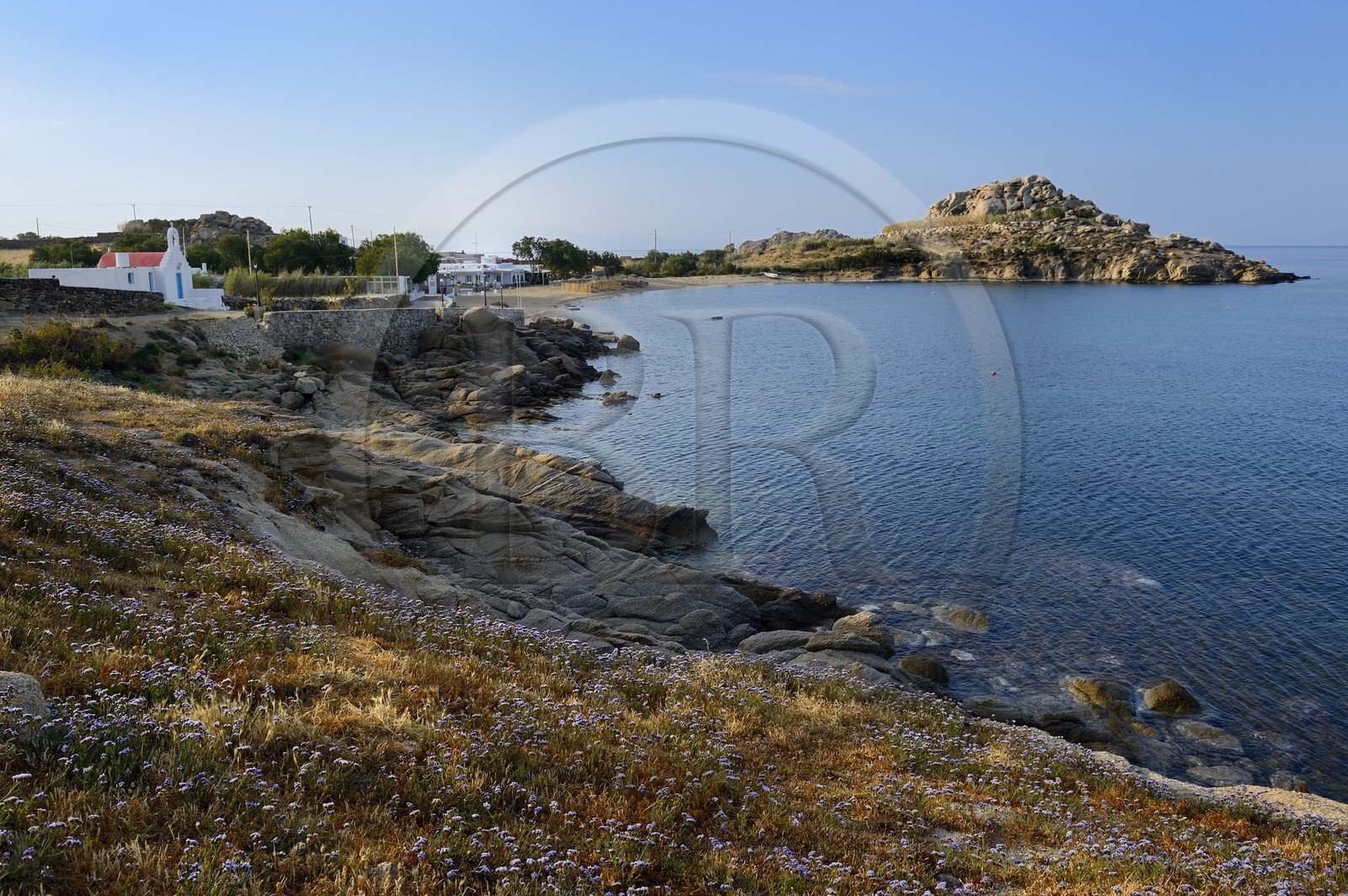 Grèce, Les Cyclades, mer Égée, île de Mykonos, village de Platis Gialos