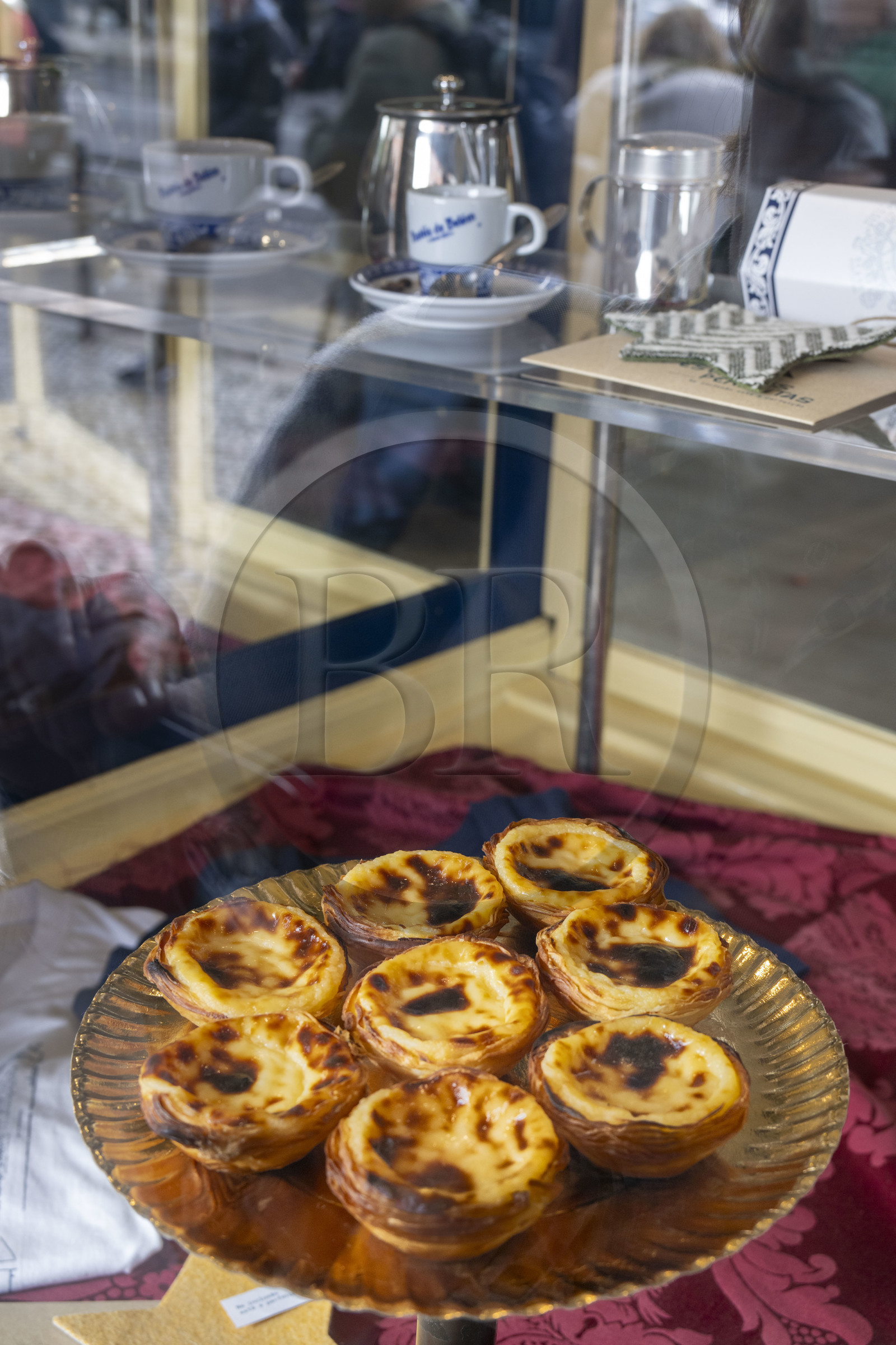 Portugal, Lisbon, Belem, the renowned pastry Pasteis de Belem, pasteis de Nata in the window