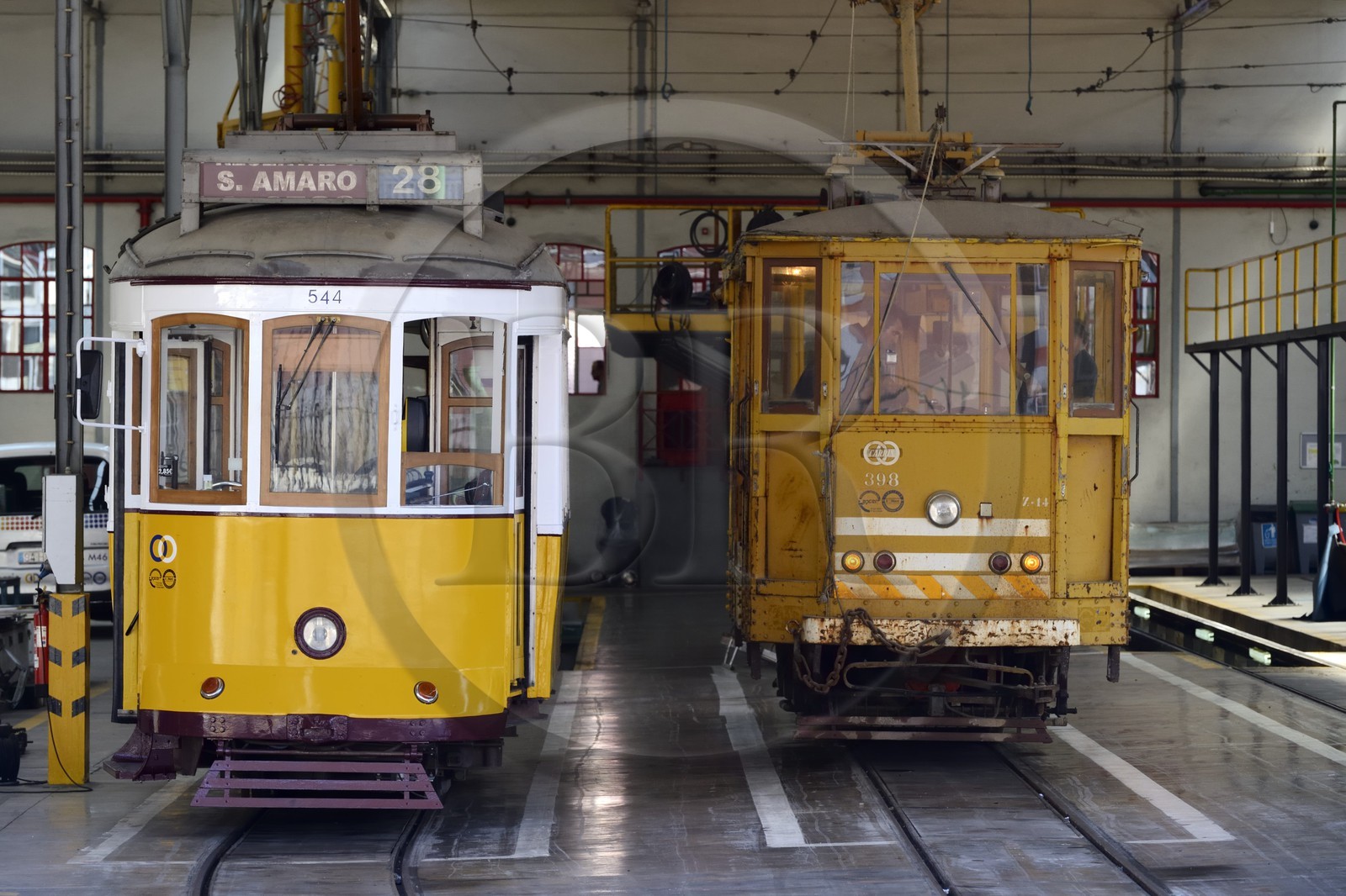 Portugal, Lisbonne, quartier de Alcantara, le Santo Amaro Depot qui abrite tous les tramways de Lisbonne