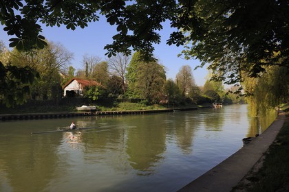 France, Val de Marne, the Marne riverside at Le Perreux-sur-Marne