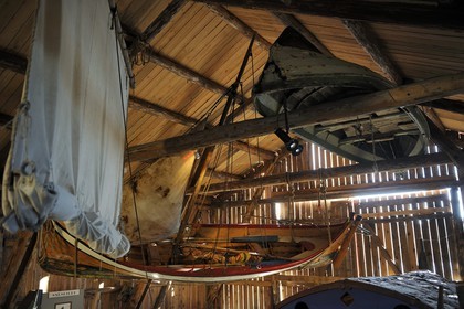Norvège, Nordland, Iles Lofoten, Kabelvag - Storvagen, musée des Lofoten (Museum Nord-Lofotmuseet), le hangar à bateaux