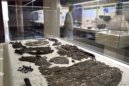 France, Corse-du-Sud (2A), Sartène, Musée de préhistoire corse et d’archéologie, vanneries de Scaffa Piana (Poggio d'Oletta en Haute Corse) datant d'environ 3400 avant JC
