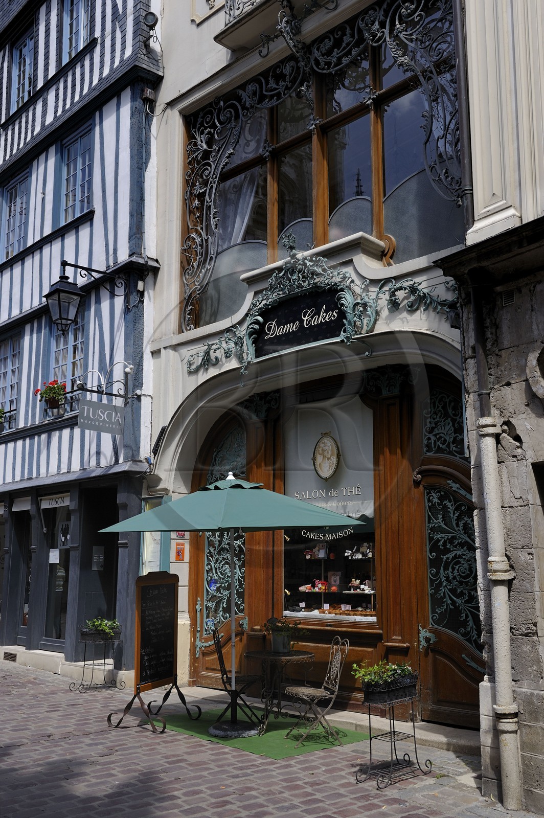 France, Seine-Maritime (76), Rouen, le salon de thé Dame Cakes dans la rue Saint-Romain