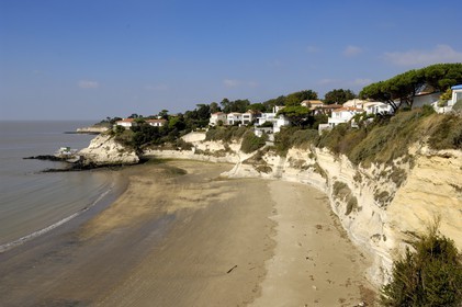 France, Charente-Maritime (17), Meschers-sur-Gironde, la plage de Cadet