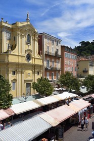 France, Alpes-Maritimes (06), Nice, vieille ville, marché du cours Saleya, chapelle de la Miséricorde (XVIIIe siècle)