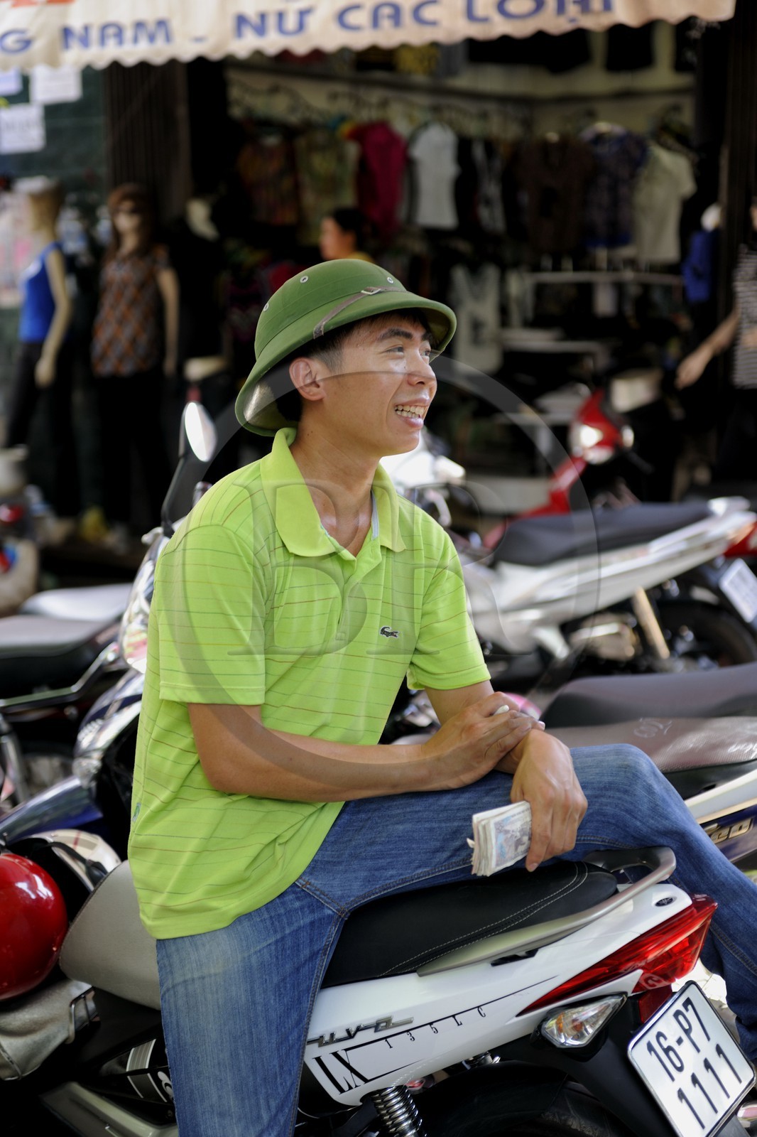 Vietnam, Haiphong, market