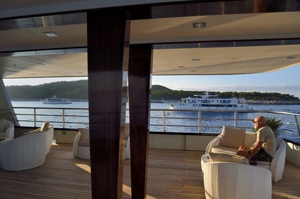 Croatie, Dalmatie, cote dalmate, bateaux de croisière au large de Split