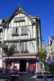 France, Seine Maritime, Rouen, half-timbered house place du Lieutenant Aubert