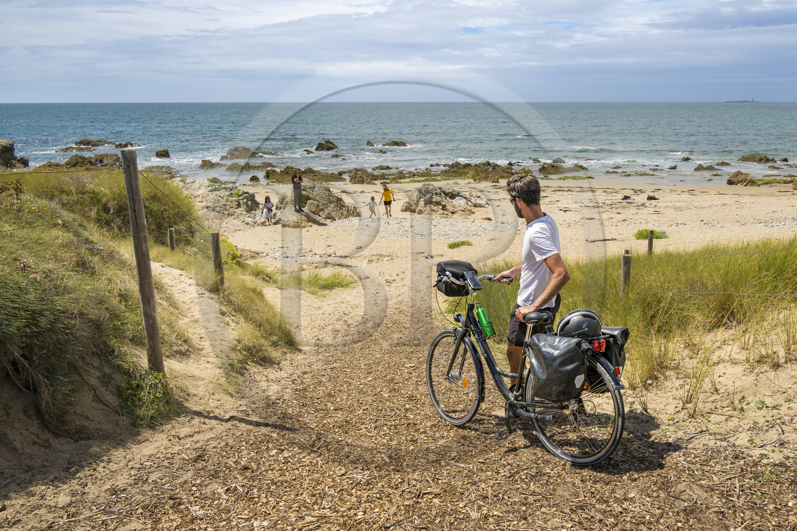 France, Vendée (85), île de Noirmoutier, Noirmoutier-en-l'Ile, plage des Lutins, randonnée à bicyclette
