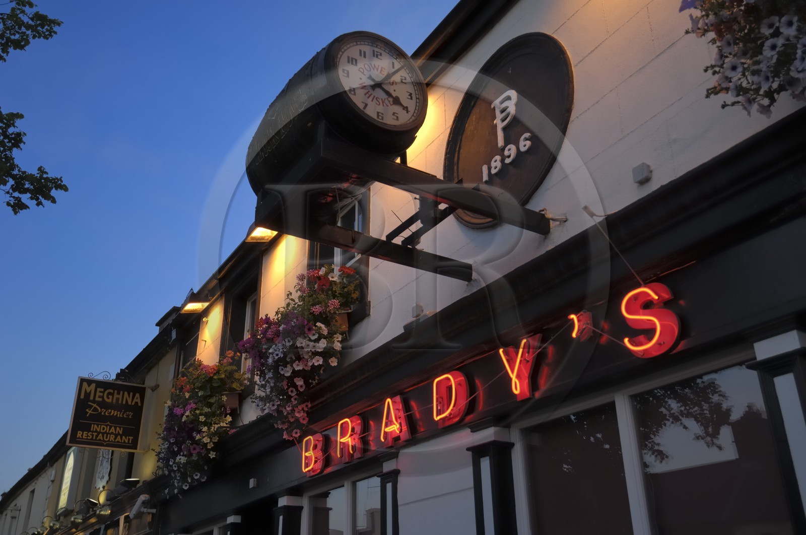 Republic of Ireland, County Kildare, Maynooth, Brady's pub